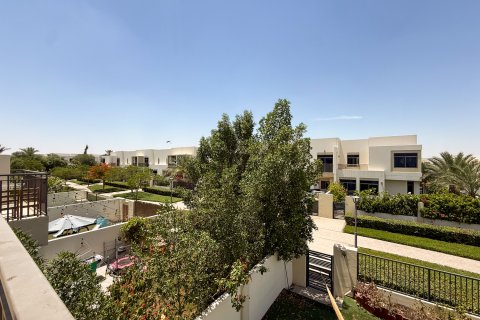 Stadthaus zur Miete in Town Square, Dubai, VAE 4 Schlafzimmer, 268.21 m2 Nr. 750539 - Foto 16