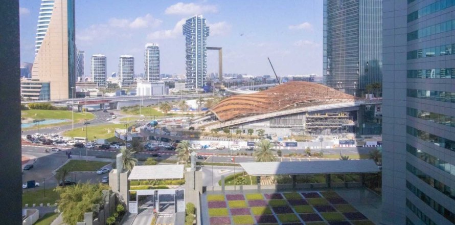 Apartament w World Trade Center, Dubai, ZEA 2 sypialnie, 196 mkw. nr 719298