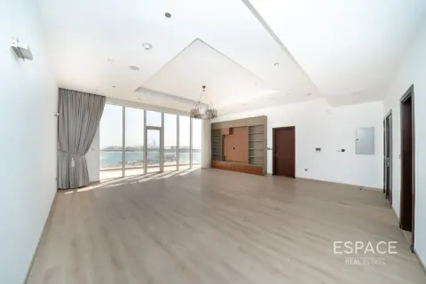 Apartemen di Palm Jumeirah, Dubai, UEA 3 kamar tidur, 222 m2 nomor 738326 - foto 2