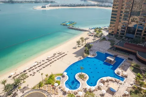 Huoneisto Palm Jumeirah, Dubai, Arabiemiraatit 3 makuuhuonetta, 222 m2 № 738325 - kuva 5