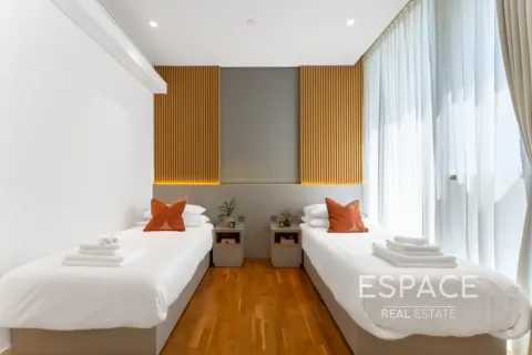 Apartament de închiriat în Bluewaters, Dubai, EAU 2 dormitoare, 165 mp.  №738323 - poză 13
