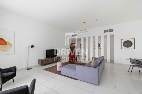 Apartament de închiriat în Al Satwa, Dubai, EAU 3 dormitoare, 222.97 mp. №746788 - poză 2