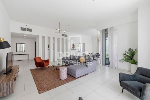 Apartment i Al Satwa, Dubai, UAE 3 soveværelser, 222.97 kvm № 746788