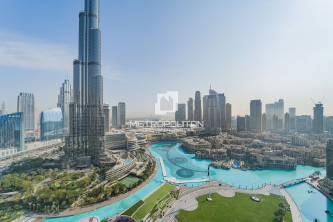 דירה ב Downtown Dubai (Downtown Burj Dubai), Dubai, איחוד האמירויות 2 חדרי שינה, 105 מ