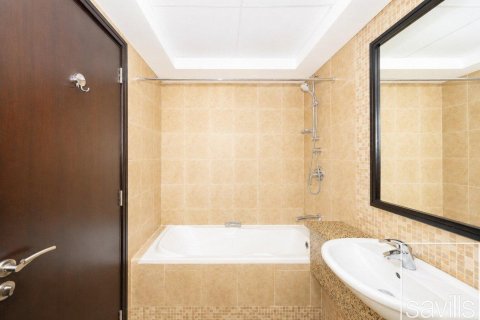 Huoneisto DIFC, Dubai, Arabiemiraatit 2 makuuhuonetta, 118.27 m2 № 747248 - kuva 11