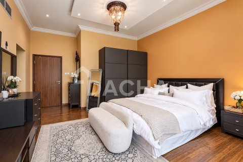 Villa Jumeirah Islands, Dubaijā, AAE 5 istabas, 674 m2 Nr. 763102 - attēls 18