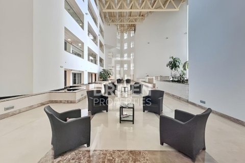 Apartmen di DIFC, Dubai, UAE 1 bilik, 83.52 meter persegi № 768453 - foto 25
