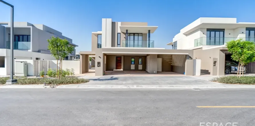 Villa i Jebel Ali, Dubai, Emiratene 4 soverom, 394 kvm nr. 738198