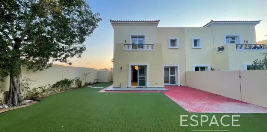 Villa em The Lakes, Dubai, EAU 3 quartos, 223 m2 № 738194