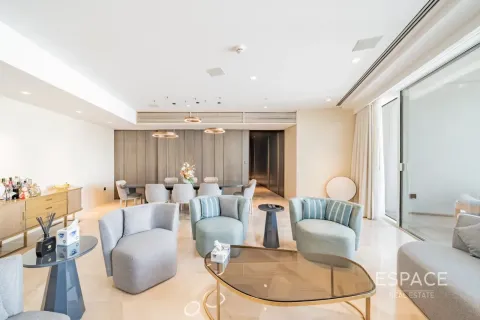 Apartamento en alquiler en Palm Jumeirah, Dubai, EAU 3 dormitorios, 258 m2 № 738525 - foto 13