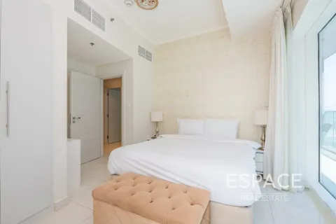 Apartament në DAMAC HEIGHTS në Dubai Marina, Emiratet e Bashkuara Arabe 3 dhoma gjumi, 181 m2. № 738524 - Foto 14