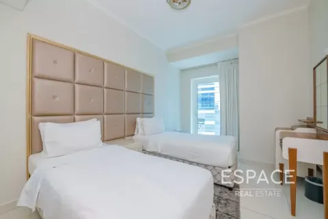 Apartament në DAMAC HEIGHTS në Dubai Marina, Emiratet e Bashkuara Arabe 3 dhoma gjumi, 181 m2. № 738524 - Foto 11