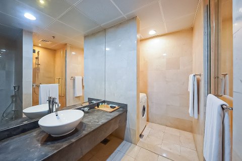 Apartment til leje i Sheikh Zayed Road, Dubai, UAE 3 soveværelser, 188.31 kvm № 757577 - foto 22