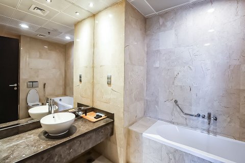 Apartment til leje i Sheikh Zayed Road, Dubai, UAE 3 soveværelser, 188.31 kvm № 757577 - foto 17