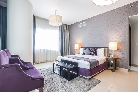 Apartment til leje i Sheikh Zayed Road, Dubai, UAE 3 soveværelser, 188.31 kvm № 757577 - foto 7