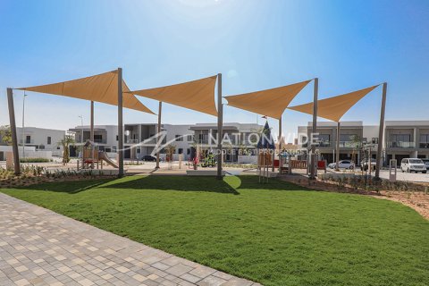 Duplex u gradu Abu Dhabi, UAE 3 spavaće sobe, 397 m2 Br. 678592 - Slika 15