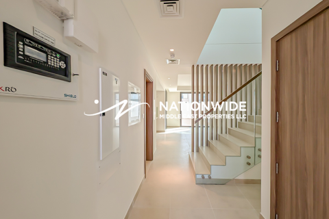 Duplex u gradu Abu Dhabi, UAE 3 spavaće sobe, 397 m2 Br. 678592 - Slika 4