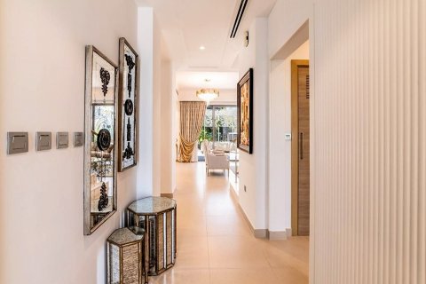 Vila u Dubai Hills Estate, UAE 5 spavaćih soba, 480.03 m2 Br. 750967 - fotografija 3