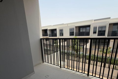 Üürile anda ridamaja asukohaga Jebel Ali, Dubai, AÜE: 3 magamistoaga, 238 m² Nr 722213 - pilt 5