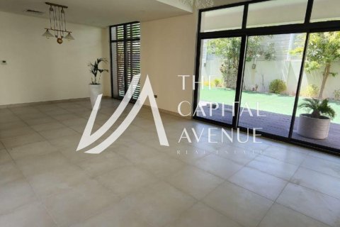 Villa a Yas Island, Abu Dhabi, EAU 4 camere da letto, 540.79 mq. № 768904