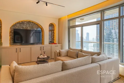Leilighet i Dubai Marina, Dubai, Emiratene 2 soverom, 121 kvm nr. 649883