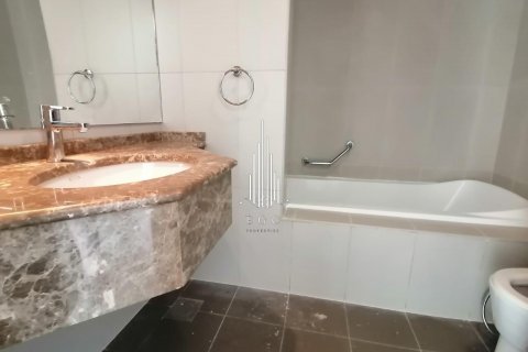 Apartment in Al Khalidiya, Abu Dhabi, UAE 2 bedrooms, 123.9 sq.m. № 563578 - photo 14