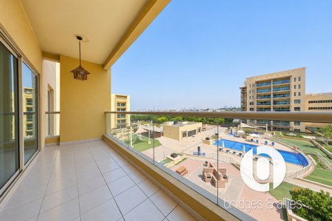 Apartment in Greens, Dubai, UAE 2 bedrooms, 116 sq.m. № 763936