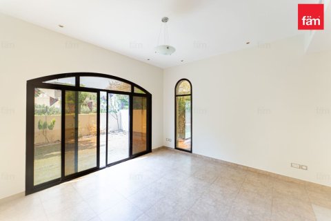 Stadthaus zur Miete in Dubai, VAE 4 Schlafzimmer, 431.8 m2 Nr. 725920 - Foto 17
