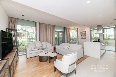 Apartamento para arrendamento em Bluewaters, Dubai, EAU 2 quartos, 184 m2 № 650177 - foto 7