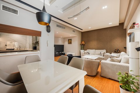 شقة للبيع في Dubai Land، دبي، الإمارات العربية المتحدة 3 غرفة نوم ، 202.5 متر مربع ، رقم 748386 - صورة 2