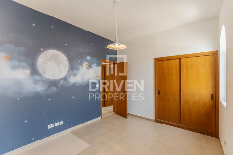 Villa til leje i Arabian Ranches, Dubai, UAE 5 soveværelser, 633.51 kvm № 745393 - foto 16