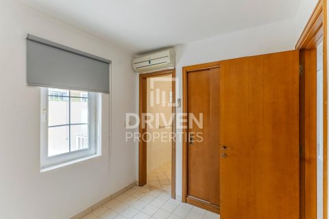 Villa til leje i Arabian Ranches, Dubai, UAE 5 soveværelser, 633.51 kvm № 745393 - foto 21