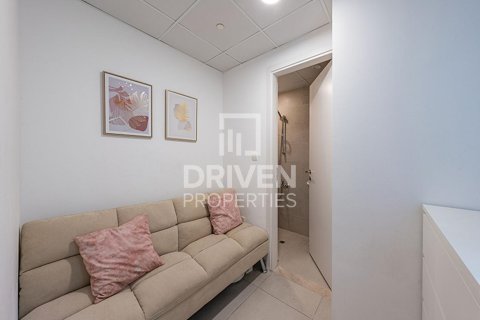 Appartamento in affitto a Umm Suqeim, Dubai, EAU 2 camere da letto, 155.24 mq. № 765700 - foto 7