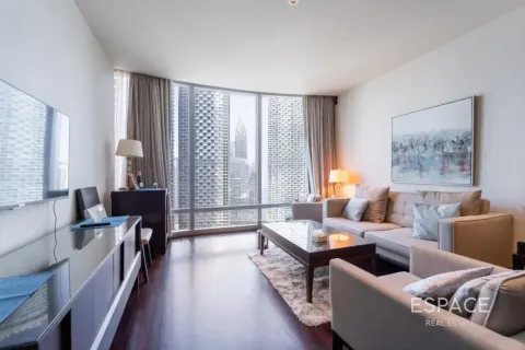 דירה ב Downtown Dubai (Downtown Burj Dubai), Dubai, איחוד האמירויות 1 חדר שינה, 102 מ