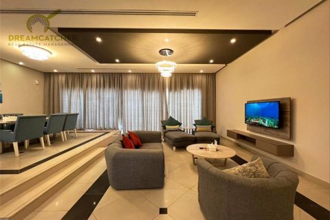 Vila u Al Jazirah Al Hamra, Ras Al Khaimah, UAE 3 spavaćih soba, 260.1 m2 Br. 512542 - fotografija 5