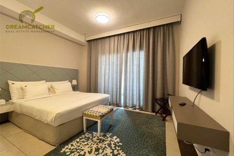 Vila u Al Jazirah Al Hamra, Ras Al Khaimah, UAE 3 spavaćih soba, 260.1 m2 Br. 512542 - fotografija 9