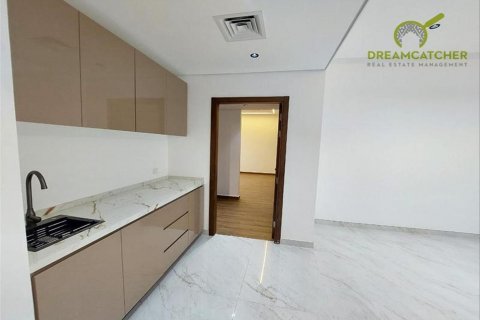 Villa til salg i Al Helio, Ajman, UAE 5 soveværelser, 385.5 kvm № 512539 - foto 16