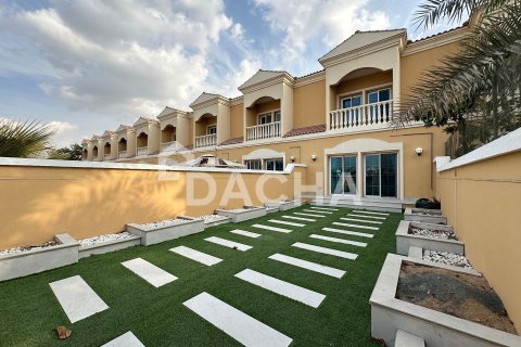 Jumeirah Village Triangle, Dubai, UAE의 타운하우스 침실 2개, 152제곱미터 번호 717702