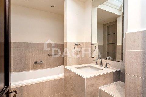 Apartament në Downtown Dubai (Downtown Burj Dubai), Emiratet e Bashkuara Arabe 2 dhoma gjumi, 132 m2. № 752094 - Foto 15