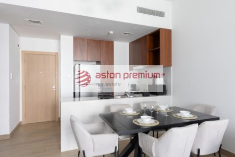 Lägenhet till försäljning i Jumeirah, Dubai, UAE 2 sovrum, 111 kvm Nr. 763364 - fotografi 3