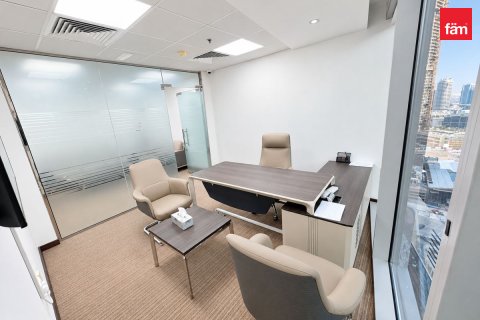 Biuro do wynajęcia w Business Bay, Dubai, ZEA 67.4 mkw., nr 763362 - zdjęcie 3