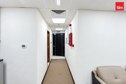 Biuro do wynajęcia w Business Bay, Dubai, ZEA 67.4 mkw., nr 763362 - zdjęcie 4