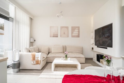 Townhouse in Arabian Ranches 3, Dubai, UAE 3 bedrooms, 189.8 sq.m. № 762786 - photo 3