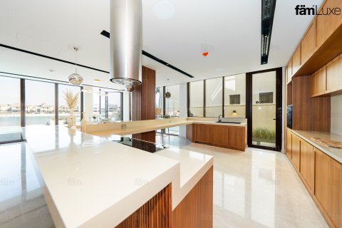 Palm Jumeirah, Dubai, UAE의 판매용 빌라 침실 5개, 682.4제곱미터 번호 695014 - 사진 10