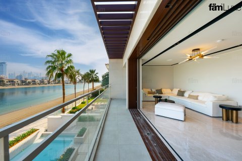 Palm Jumeirah, Dubai, UAE의 판매용 빌라 침실 5개, 682.4제곱미터 번호 695014 - 사진 8