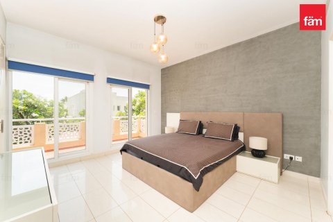 Vila di Dubai, UEA 5 kamar tidur, 540 m2 nomor 738876 - foto 11