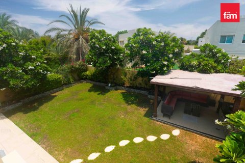Vila di Dubai, UEA 5 kamar tidur, 540 m2 nomor 738876 - foto 26