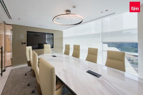 Kancelarija u Dubai, UAE 113.6 m2 Br. 738881