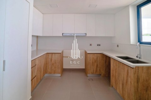 Maison de ville à louer à Yas Island, Abu Dhabi, EAU 3 chambres, 166.5 m2 № 513966 - photo 24