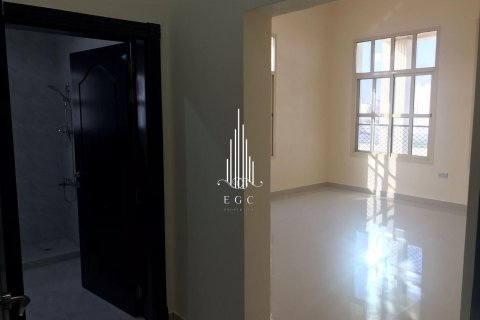 Khalifa City、Abu Dhabi、UAE にあるヴィラの賃貸物件 10ベッドルーム、789.7 m2、No513962 - 写真 11